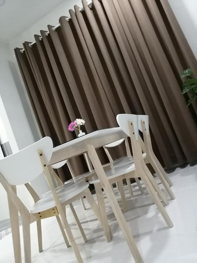 Simple Home By Aimie Fully Aircond Dungun Exterior foto